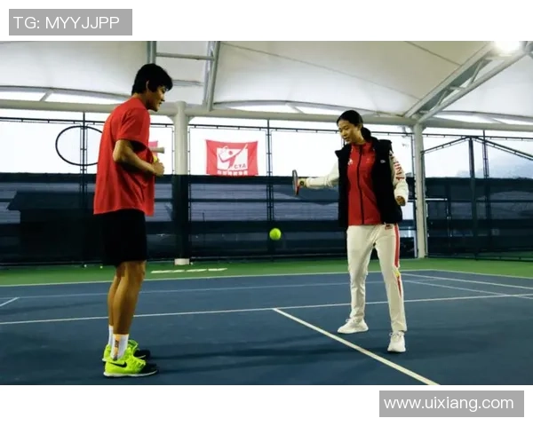 深圳网球队的力量揭秘：网球巨献背后的奋斗与荣耀